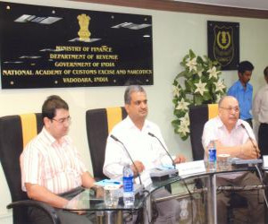 Introducing Cleansing Therapy to Customs Officers